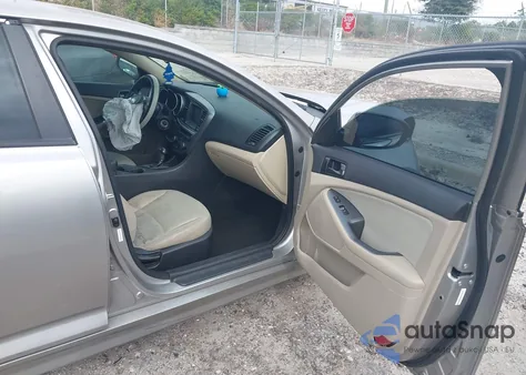 2015 Kia Optima Lx из США, поврежденный, VIN 5XXGM4A79FG445270